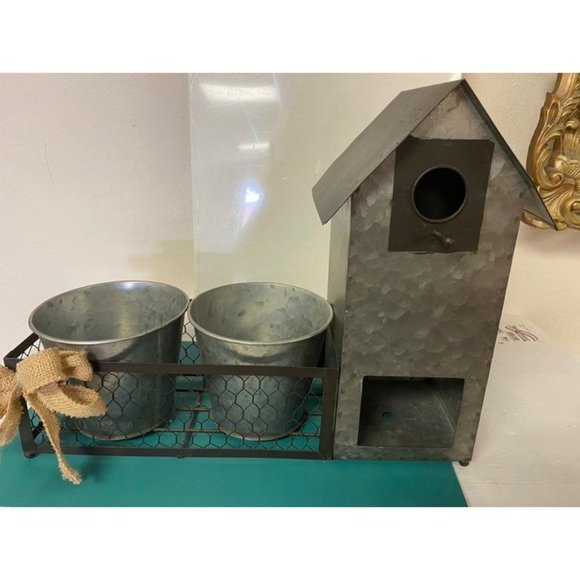 New Galvanized Tin Birdhouse with Two Planter Pots - Picture 7 of 8